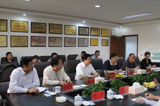 省委常委、副省長駱玉林實地考察物產(chǎn)集團(tuán)&ldquo;雙百&rdquo;行動重點項目